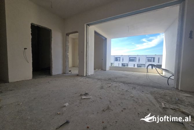 Shtepi ne shitje 1+1 ne Durres - 165,000 Euro