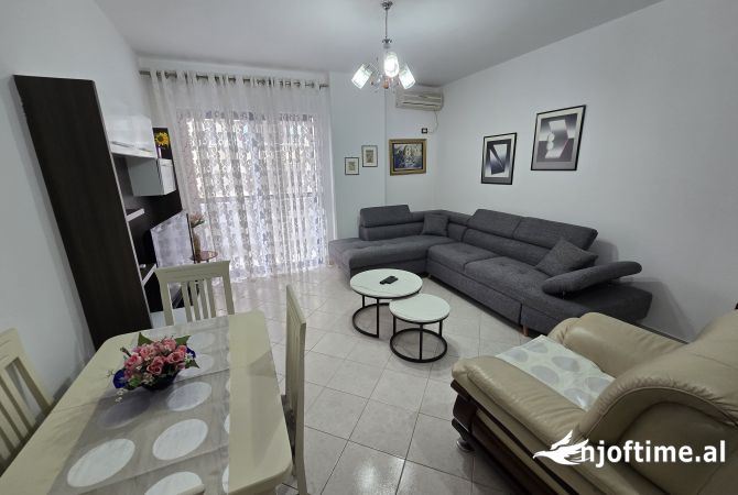 Shtepi me qera 2+1 ne Tirane - 500 Euro