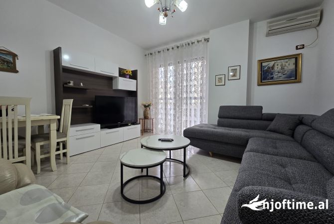 Shtepi me qera 2+1 ne Tirane - 500 Euro