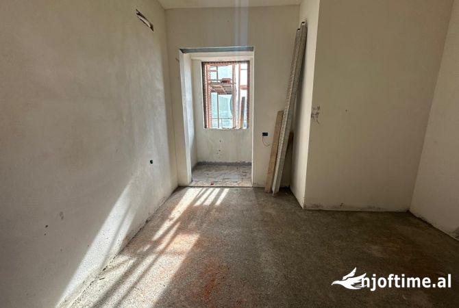 Shtepi ne shitje 1+1 ne Tirane - 114,500 Euro