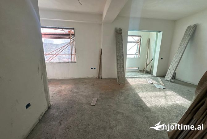 Shtepi ne shitje 1+1 ne Tirane - 114,500 Euro