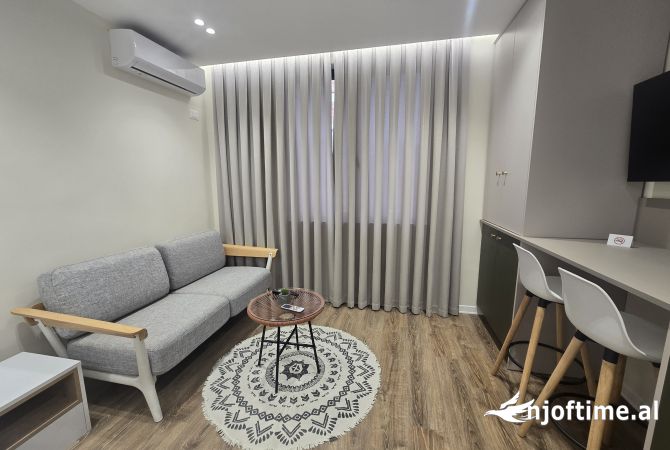 Shtepi ne shitje Apartament ne Tirane, 2+1, Mobilimi E mobiluar, Pagesa 184,000  Euro.
