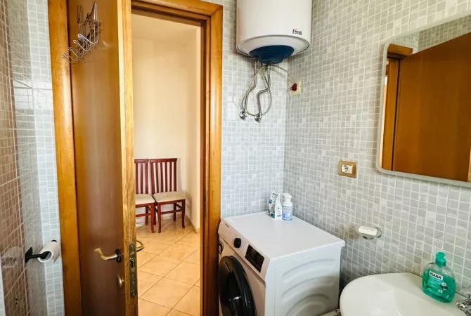 Shtepi me qera Apartament ne Tirane, 2+1, Mobilimi E mobiluar, Pagesa 600  Euro.