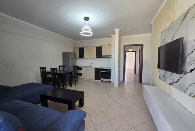 Shtepi ne shitje Apartament ne Tirane, 2+1, Mobilimi E mobiluar, Pagesa 125,000  Euro.