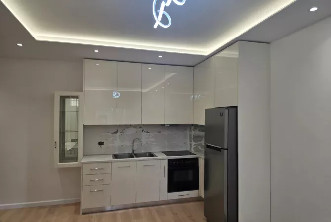Shtepi me qera 1+1 ne Tirane - 650 Euro