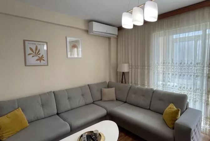 Shtepi me qera 3+1 ne Tirane - 1,000 Euro