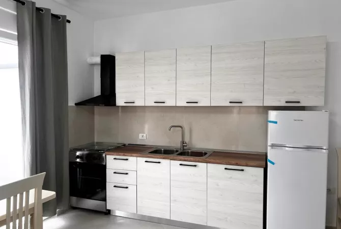 Shtepi me qera Apartament ne Tirane, 2+1, Mobilimi E mobiluar, Pagesa 530  Euro.