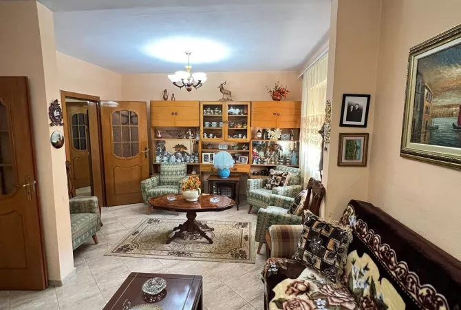 Shtepi me qera 1+1 ne Tirane - 500 Euro