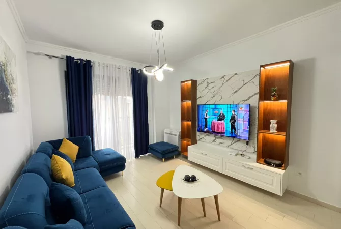 Shtepi me qera 2+1 ne Tirane - 700 Euro