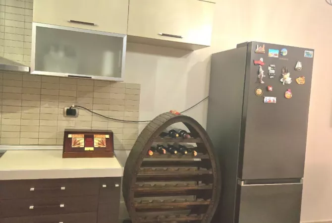 Shtepi me qera Apartament ne Tirane, 1+1, Mobilimi E mobiluar, Pagesa 600  Euro.