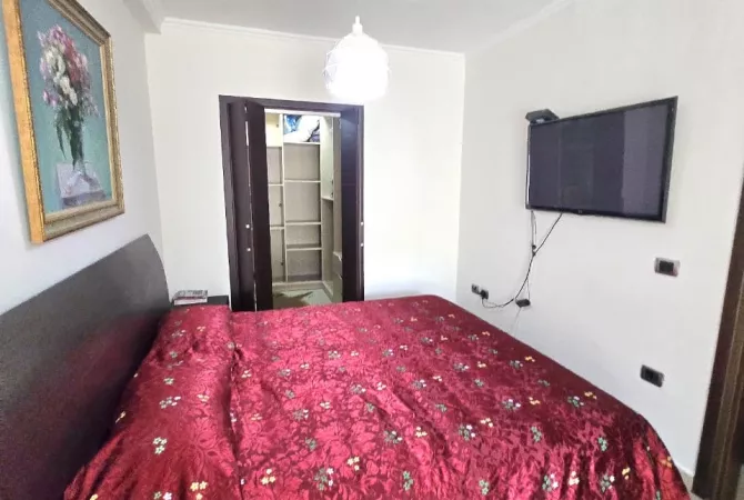 Shtepi me qera Apartament ne Tirane, 1+1, Mobilimi E mobiluar, Pagesa 600  Euro.