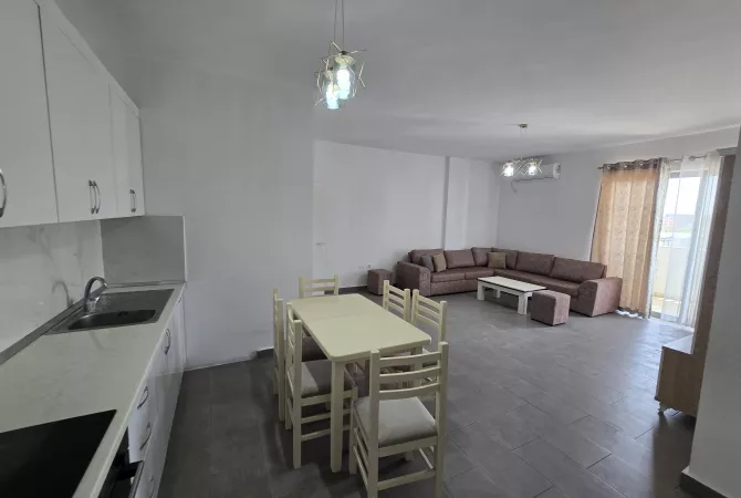Shtepi me qera 2+1 ne Tirane - 450 Euro