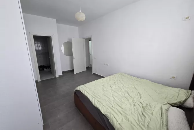 Shtepi me qera Apartament ne Tirane, 2+1, Mobilimi E mobiluar, Pagesa 450  Euro.