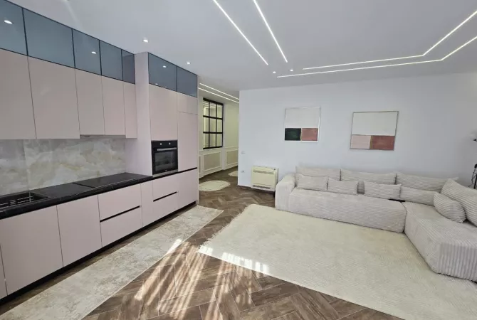 Shtepi ne shitje Apartament ne Tirane, 2+1, Mobilimi E mobiluar, Pagesa 285,000  Euro.