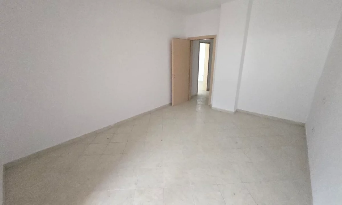 Apartment for sale in Tirana 1+1, Emty