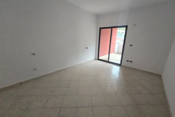 Apartment for sale in Tirana 1+1, Emty