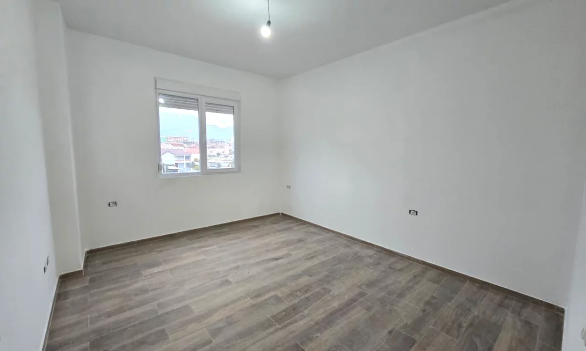Apartment for sale in Tirana 1+1, Emty