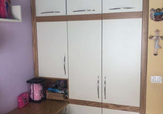 Shtepi me qera 2+1 ne Tirane - 770 Euro