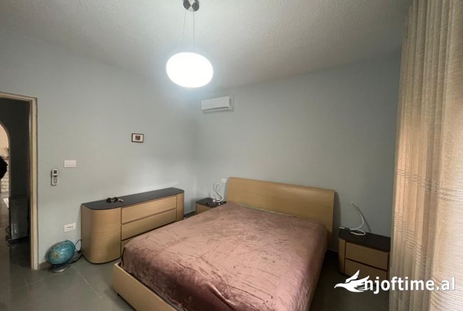 Shtepi me qera 2+1 ne Tirane - 600 Euro