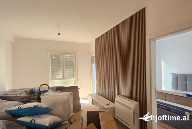 Shtepi me qera Apartament ne Tirane, 1+1, Mobilimi E mobiluar, Pagesa 450  Euro.