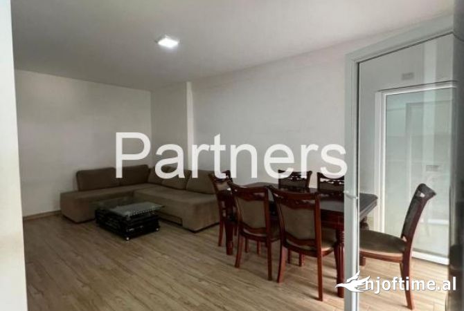 Shtepi ne shitje 1+1 ne Tirane - 135,000 Euro