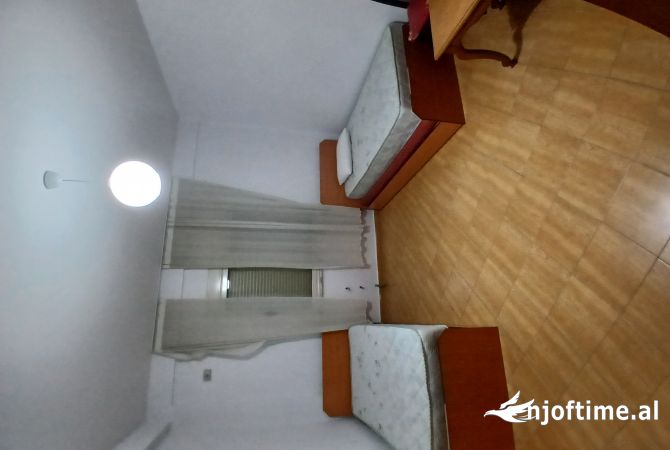 Shtepi me qera 2+1 ne Tirane - 500 Euro