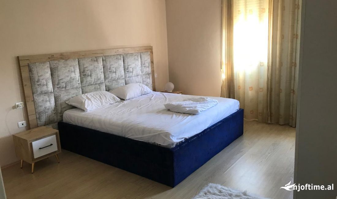 Shtepi me qera Apartament ne Tirane, 2+1, Mobilimi E mobiluar, Pagesa 600  Euro.