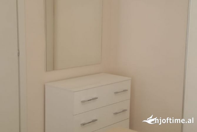 Shtepi me qera 1+1 ne Tirane - 600 Euro
