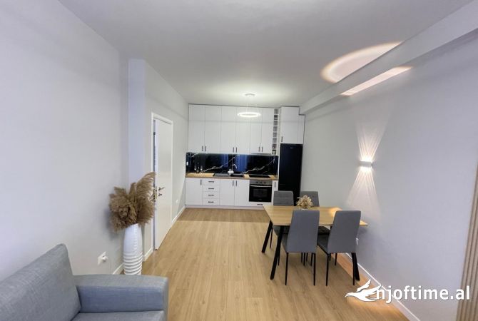 Shtepi ne shitje 1+1 ne Tirane - 155,000 Euro