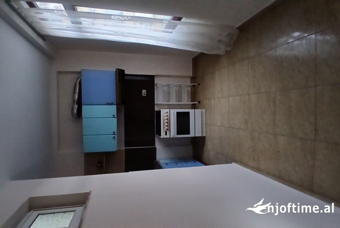 Shtepi me qera 2+1 ne Tirane - 500 Euro