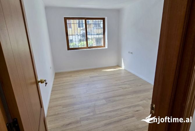 Shtepi ne shitje 2+1 ne Tirane - 138,000 Euro