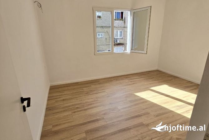Shtepi ne shitje 2+1 ne Tirane - 129,000 Euro