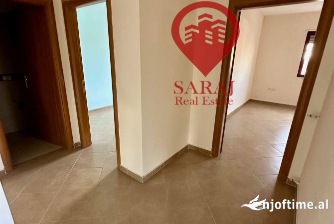 Shtepi ne shitje Apartament ne Tirane, 2+1, Mobilimi Bosh, pa mobiluar, Pagesa 196,000  Euro.