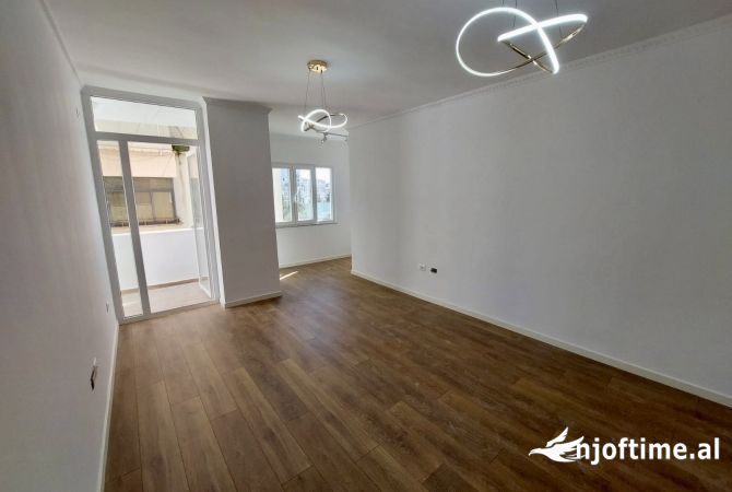 Shtepi ne shitje 2+1 ne Tirane - 185,000 Euro