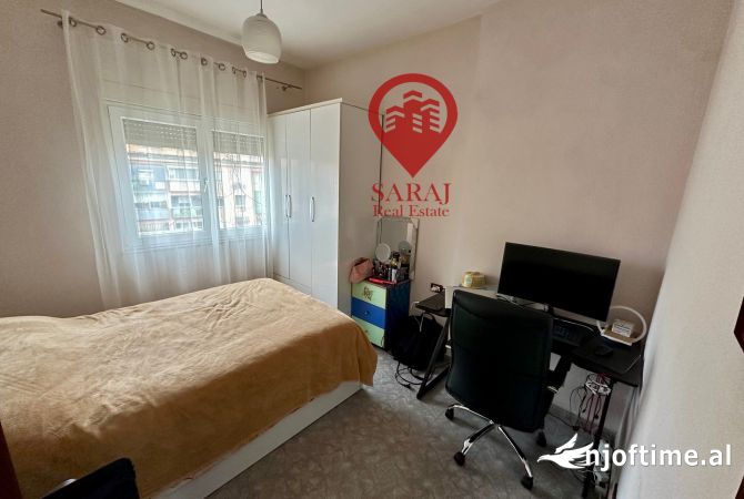 Shtepi ne shitje Apartament ne Tirane, 2+1, Mobilimi E mobiluar, Pagesa 130,000  Euro.