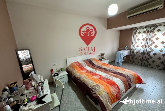 Shtepi ne shitje Apartament ne Tirane, 2+1, Mobilimi E mobiluar, Pagesa 130,000  Euro.