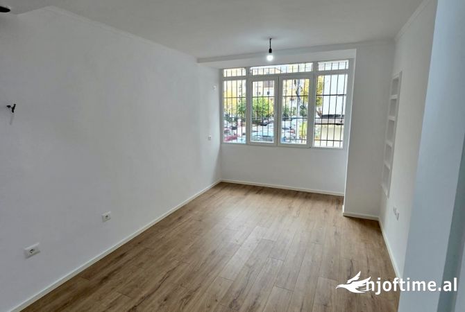 Shtepi ne shitje 2+1 ne Tirane - 120,000 Euro