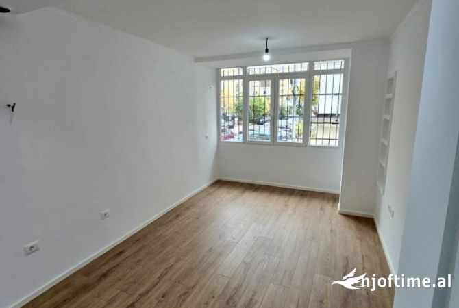 Shtepi ne shitje 2+1 ne Tirane - 120,000 Euro