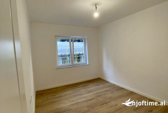 Shtepi ne shitje 2+1 ne Tirane - 185,000 Euro