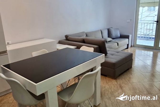 Shtepi ne shitje 1+1 ne Tirane - 135,000 Euro