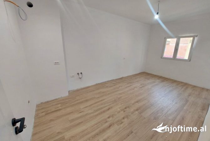 Shtepi ne shitje 1+1 ne Tirane - 123,000 Euro