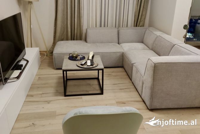 Shtepi ne shitje 2+1 ne Tirane - 300,000 Euro