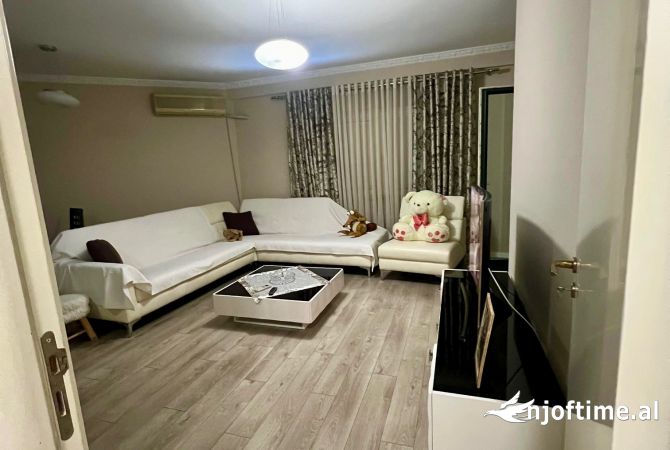 Shtepi ne shitje 2+1 ne Tirane - 210,000 Euro