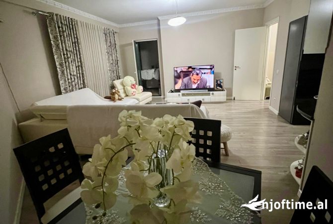Shtepi ne shitje 2+1 ne Tirane - 210,000 Euro