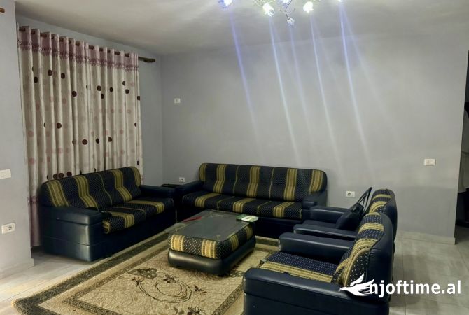 Shtepi me qera 2+1 ne Tirane - 500 Euro