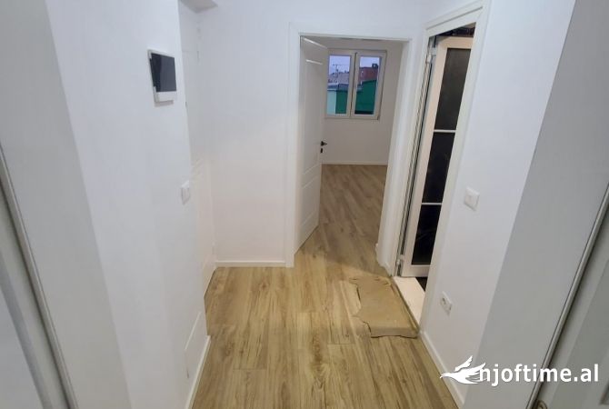 Shtepi ne shitje 1+1 ne Tirane - 120,000 Euro