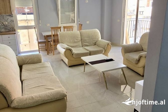 Shtepi ne shitje 2+1 ne Tirane - 193,000 Euro