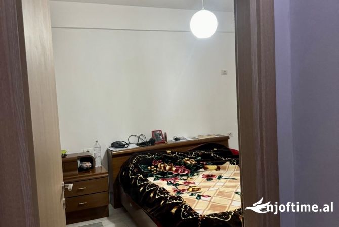 Shtepi me qera 2+1 ne Tirane - 500 Euro
