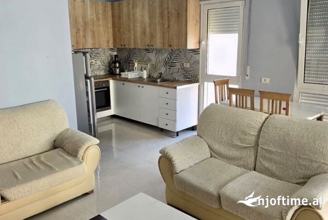 Shtepi ne shitje 2+1 ne Tirane - 193,000 Euro