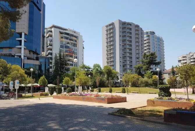 Shtepi ne shitje 3+1 ne Tirane - 580,000 Euro